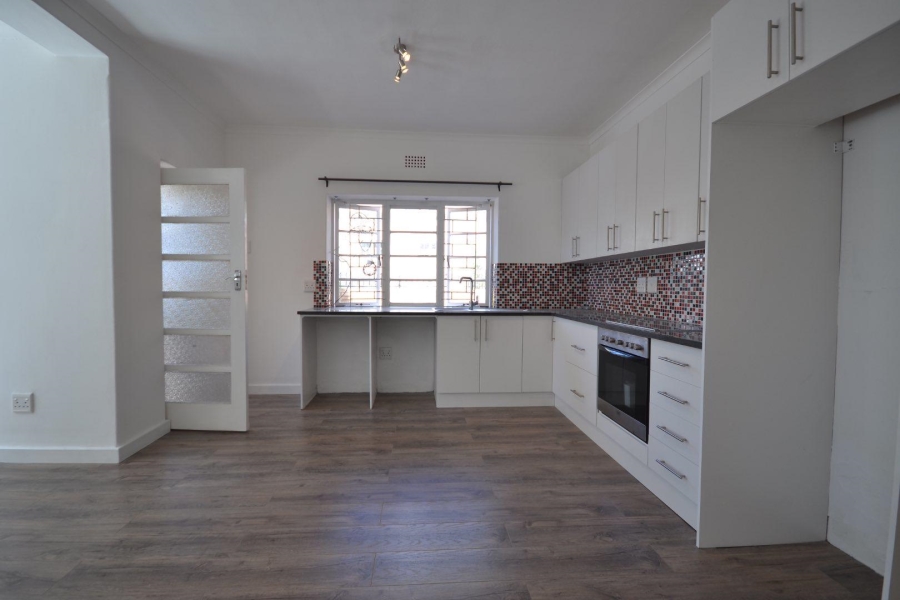 1 Bedroom Property for Sale in Sea Point Western Cape